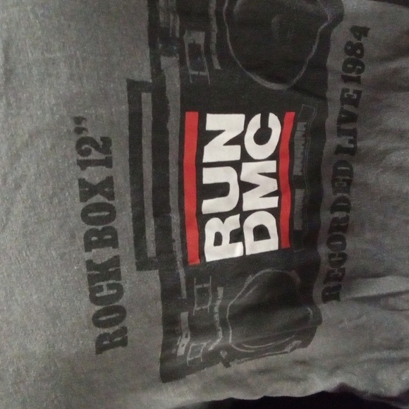 Torrid tee. - Picture 3 of 4